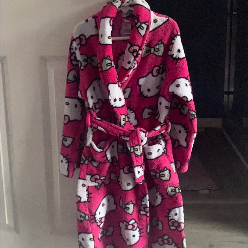 Hello Kitty girl's bathrobe 💕